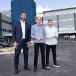 Luiz Fernando visita Hospital e Maternidade de Várzea Paulista e reforça apoio para funcionamento