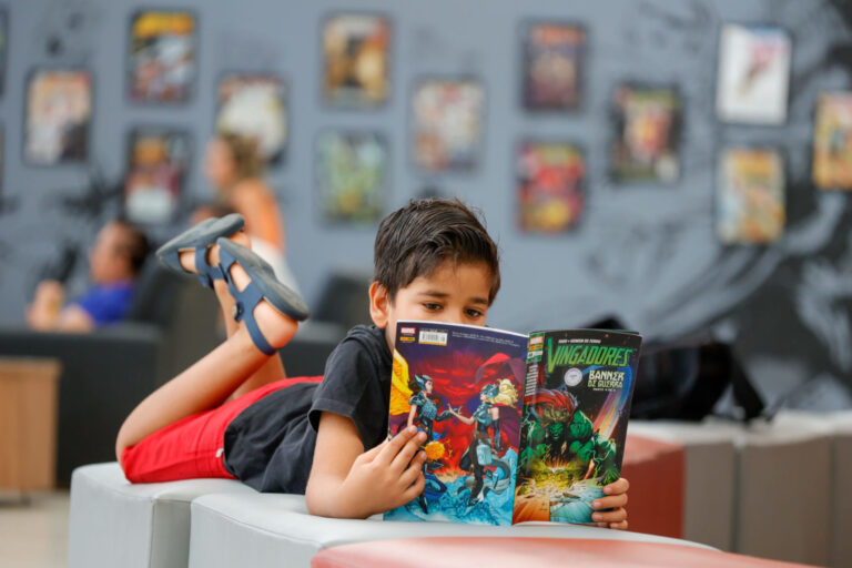 Biblioteca Nelson Foot promove oficina de quadrinhos aberta ao público
